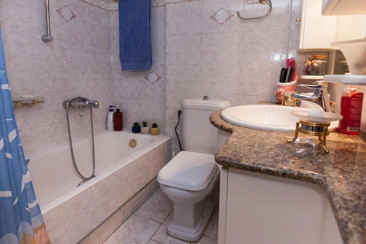 Chrisoupoli Cheerful 2 Bd With Balcony * Athens