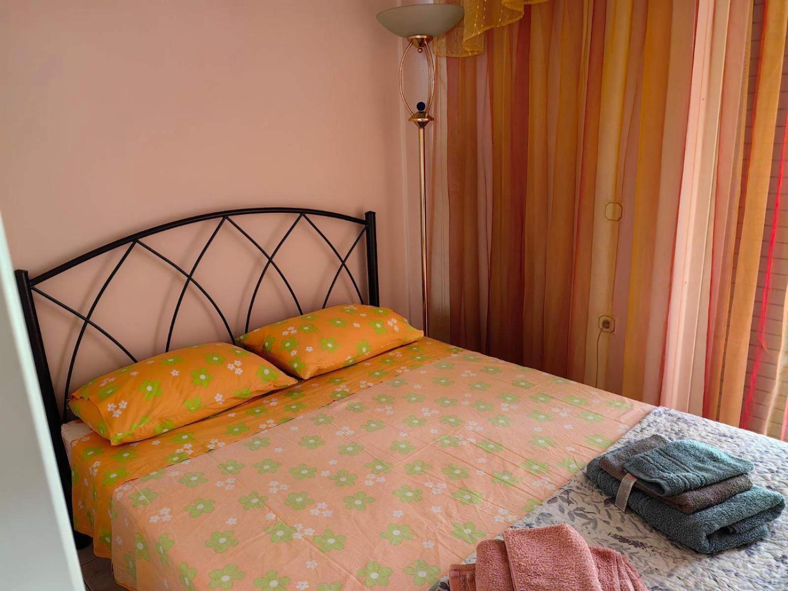 Chrisoupoli Cheerful 2 Bd With Balcony Apartment *